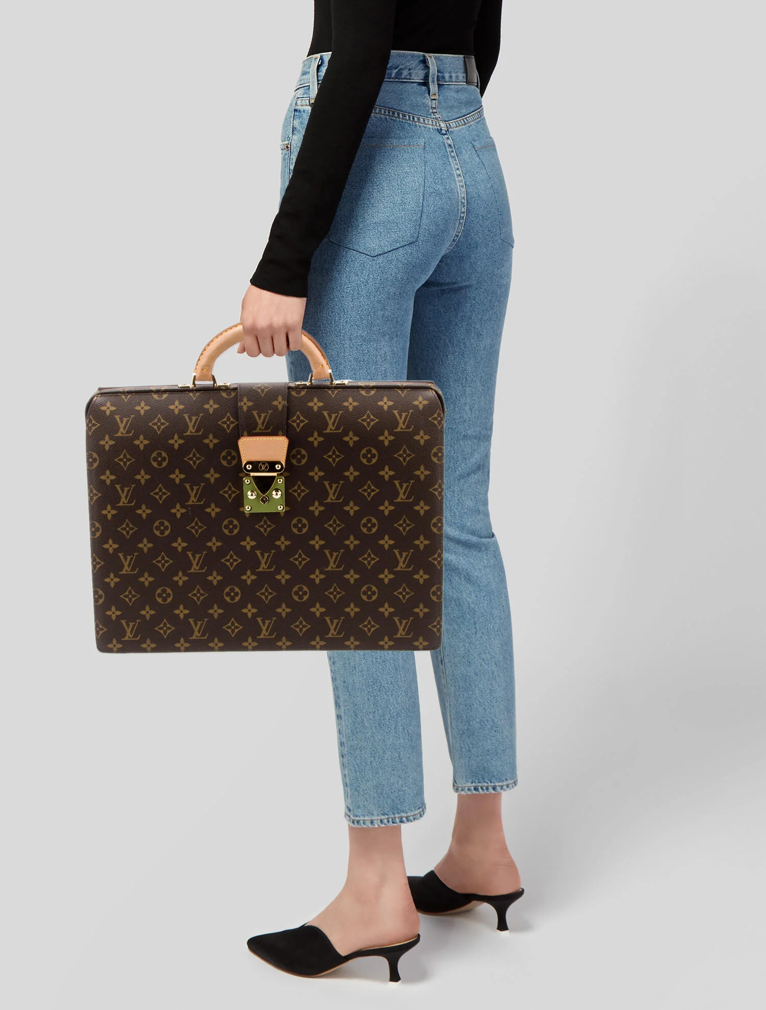 The RealReal: Authentic Luxury-Shop & Sell Designer Fashion